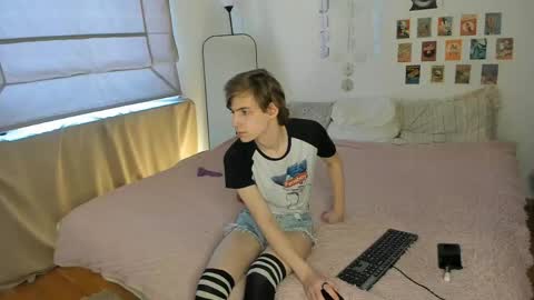 Snapshot of feralsyntax chatting on 30, 3, 2026 feralsyntax online show from 30, 3, 2026