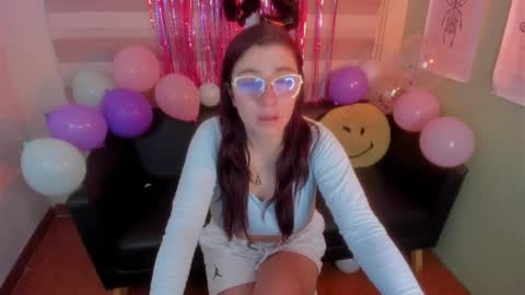 Snapshot of fernandadiaz05 chatting on 11, 1, 2025 Fernanda Diaz online show from 11, 1, 2025