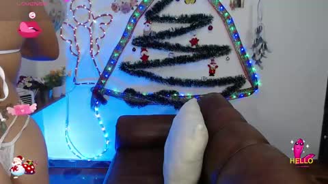 Snapshot of fernandaeloisa chatting on 5, 1, 2025 FernandaEloisa online show from 5, 1, 2025