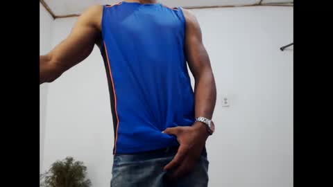 fernandez_latinblack online show from 31, 12, 2024