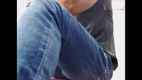 fernandez_latinblack online show from 4, 1, 2025