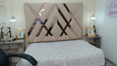 FER PHOENIX online show from 17, 2, 2025