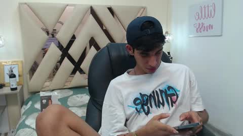 FER PHOENIX online show from 27, 2, 2025