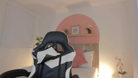 Snapshot of ferx2003 chatting on 31, 10, 2025 Fer online show from 31, 10, 2025