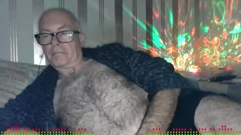 Snapshot of fetish4hair chatting on 9, 2, 2026 Tim online show from 9, 2, 2026