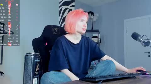 Rey online show from 4, 10, 2025