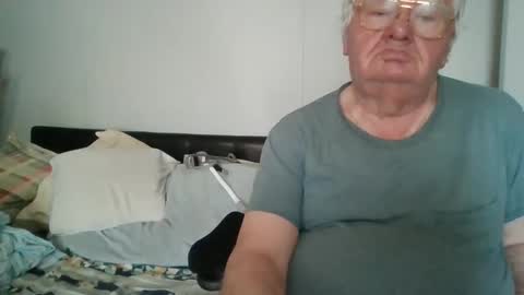 Snapshot of fewxtrapounds985 chatting on 6, 3, 2025 fewxtrapounds985 online show from 6, 3, 2025