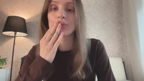 Snapshot of fflloowweerr chatting on 11, 2, 2026 Lisa online show from 11, 2, 2026