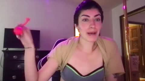 Snapshot of fgsammie chatting on 3, 10, 2025 fgsammie online show from 3, 10, 2025