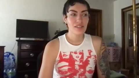 Snapshot of fgsammie chatting on 18, 10, 2025 fgsammie online show from 18, 10, 2025
