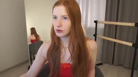 Snapshot of fiamoor chatting on 17, 11, 2025 Fia online show from 17, 11, 2025