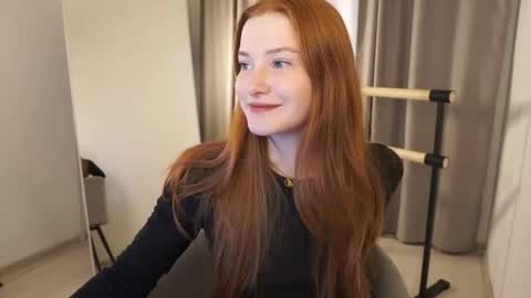 Snapshot of fiamoor chatting on 25, 11, 2025 Fia online show from 25, 11, 2025