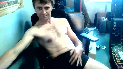 Snapshot of fiddy5 chatting on 7, 6, 2026 fiddy5 online show from 7, 6, 2026