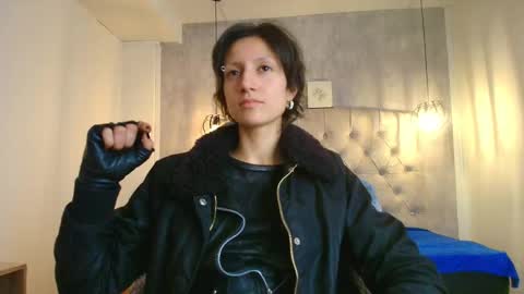 Snapshot of fieramadame chatting on 19, 9, 2025 online show from 19, 9, 2025