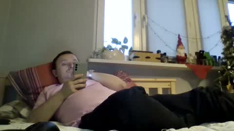 Snapshot of filipek757 chatting on 8, 1, 2025 filipek757 online show from 8, 1, 2025