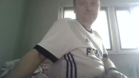 Snapshot of filipek757 chatting on 17, 10, 2025 filipek757 online show from 17, 10, 2025