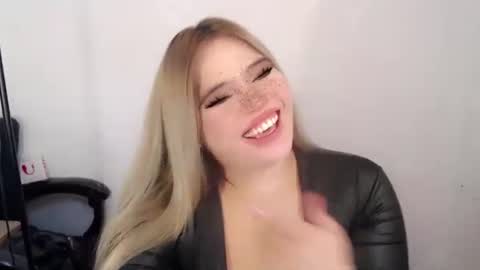  Angela  DONT FORGET TO FOLLOW AND GIVE ME APPRECIATION online show from 14, 9, 2025