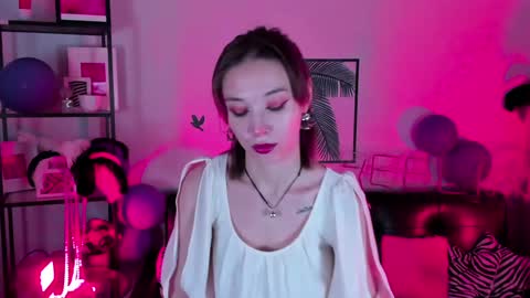 Snapshot of filipinaadams chatting on 18, 12, 2024 cap and Lana online show from 18, 12, 2024