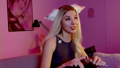 Snapshot of filipinaadams chatting on 22, 12, 2024 cap and Lana online show from 22, 12, 2024