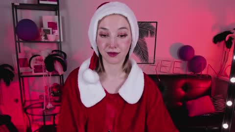 Snapshot of filipinaadams chatting on 25, 12, 2024 cap and Lana online show from 25, 12, 2024