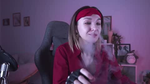 Snapshot of filipinaadams chatting on 17, 1, 2025 cap and Lana online show from 17, 1, 2025