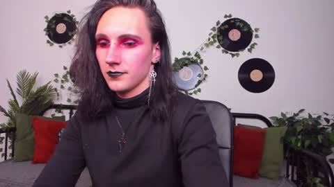 Snapshot of filldamon chatting on 19, 1, 2025 Honey Ill be waiting for you Tue Wed Thu Fri Sat Sun 10am-5pm online show from 19, 1, 2025
