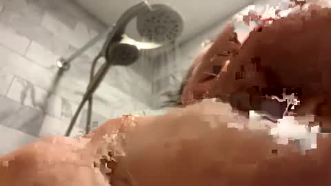 Snapshot of findmeyou68476332 chatting on 28, 1, 2025 findmeyou68476332 online show from 28, 1, 2025