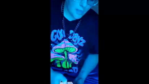 Snapshot of findom6969860573 chatting on 3, 12, 2025 findom6969860573 online show from 3, 12, 2025