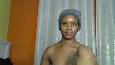 fine_queen12 online show from 27, 3, 2026