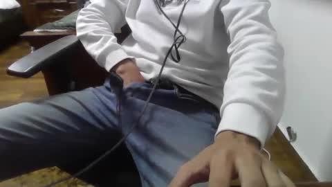 Snapshot of finn00441901094 chatting on 21, 1, 2025 finn online show from 21, 1, 2025