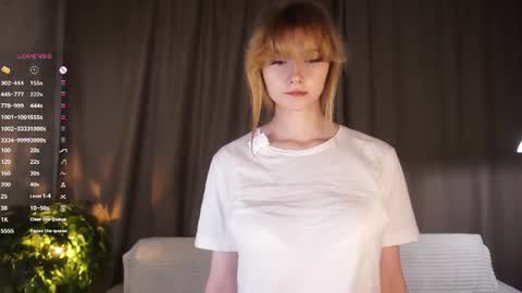 Snapshot of fionawhynot chatting on 12, 7, 2026 Emily online show from 12, 7, 2026
