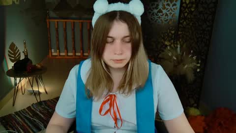 Snapshot of fioramarmoris chatting on 5, 1, 2025 fiora online show from 5, 1, 2025