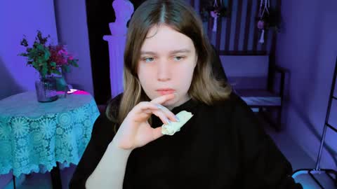 Snapshot of fioramarmoris chatting on 26, 1, 2025 fiora online show from 26, 1, 2025