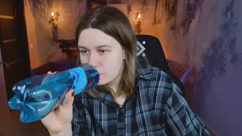 Snapshot of fioramarmoris chatting on 2, 2, 2025 fiora online show from 2, 2, 2025