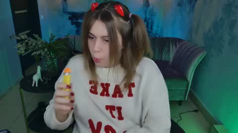 Snapshot of fioramarmoris chatting on 9, 2, 2025 fiora online show from 9, 2, 2025