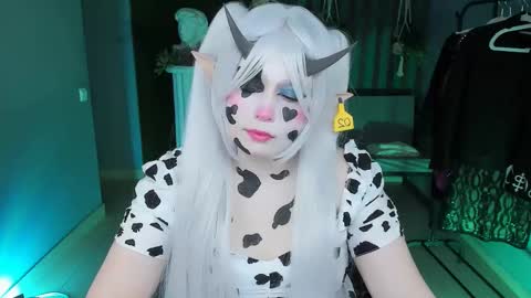 Snapshot of fioramarmoris chatting on 1, 3, 2025 fiora online show from 1, 3, 2025