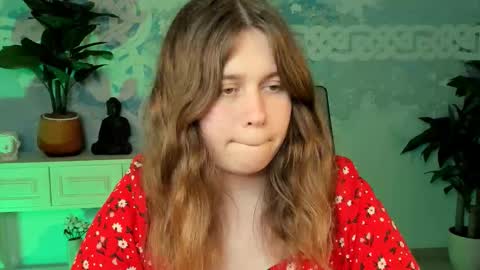 Snapshot of fioramarmoris chatting on 11, 9, 2025 fiora online show from 11, 9, 2025