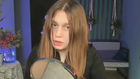 Snapshot of fioramarmoris chatting on 5, 10, 2025 fiora online show from 5, 10, 2025