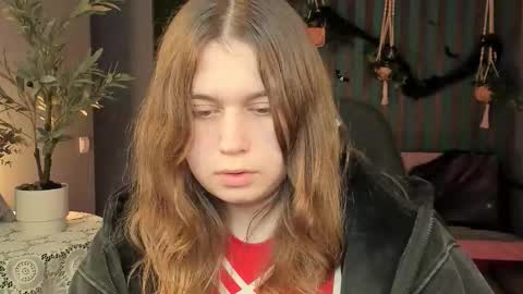 Snapshot of fioramarmoris chatting on 25, 10, 2025 fiora online show from 25, 10, 2025