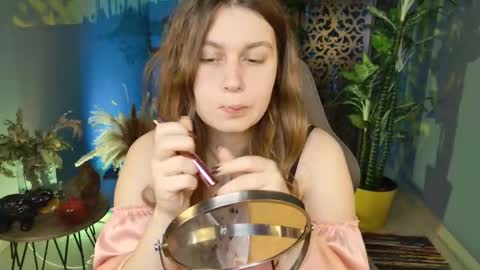 Snapshot of fioramarmoris chatting on 15, 11, 2025 fiora online show from 15, 11, 2025