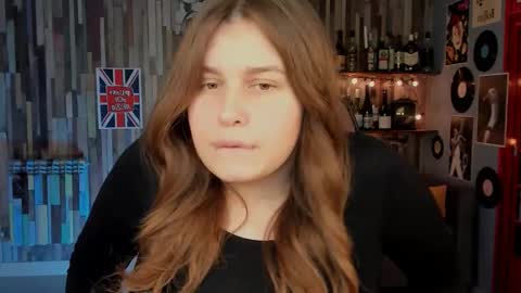 Snapshot of fioramarmoris chatting on 28, 11, 2025 fiora online show from 28, 11, 2025