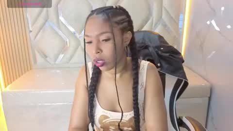 Snapshot of fioret_tx chatting on 29, 5, 2026 Online 800 to 1400 online show from 29, 5, 2026