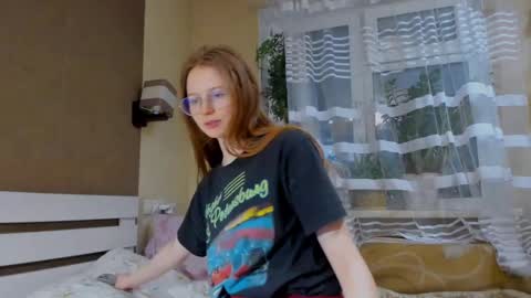 Snapshot of fire_luna chatting on 9, 1, 2025 fire_luna online show from 9, 1, 2025