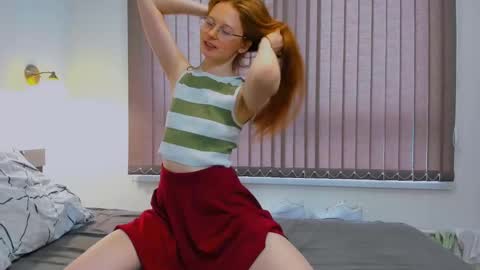 Snapshot of fire_luna chatting on 12, 1, 2025 fire_luna online show from 12, 1, 2025