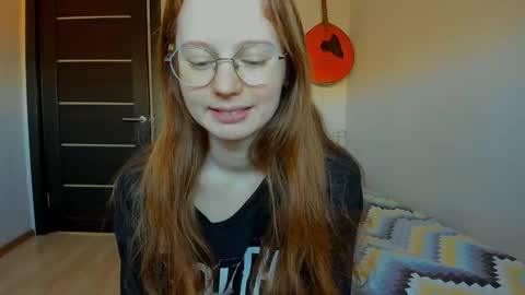 Snapshot of fire_luna chatting on 24, 2, 2025 fire_luna online show from 24, 2, 2025