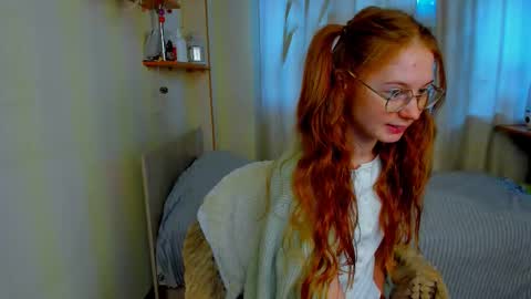 Snapshot of fire_luna chatting on 13, 11, 2025 fire_luna online show from 13, 11, 2025