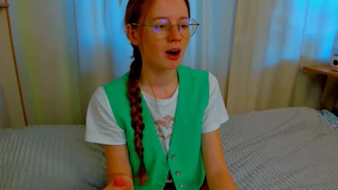 Snapshot of fire_luna chatting on 14, 11, 2025 fire_luna online show from 14, 11, 2025