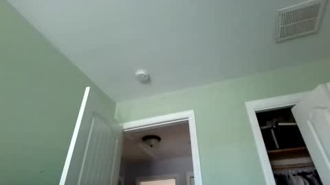 Snapshot of fishyfishy6460 chatting on 19, 12, 2025 fishyfishy6460 online show from 19, 12, 2025