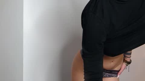 fit_rihanna online show from 19, 2, 2025