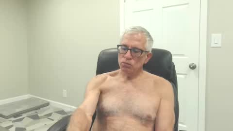 Snapshot of fitman999 chatting on 2, 12, 2024 Jon online show from 2, 12, 2024